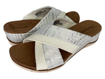 S2B2 Baretraps Carmiela Cosmic White Wedge Slide Sandal Women's 8.5M