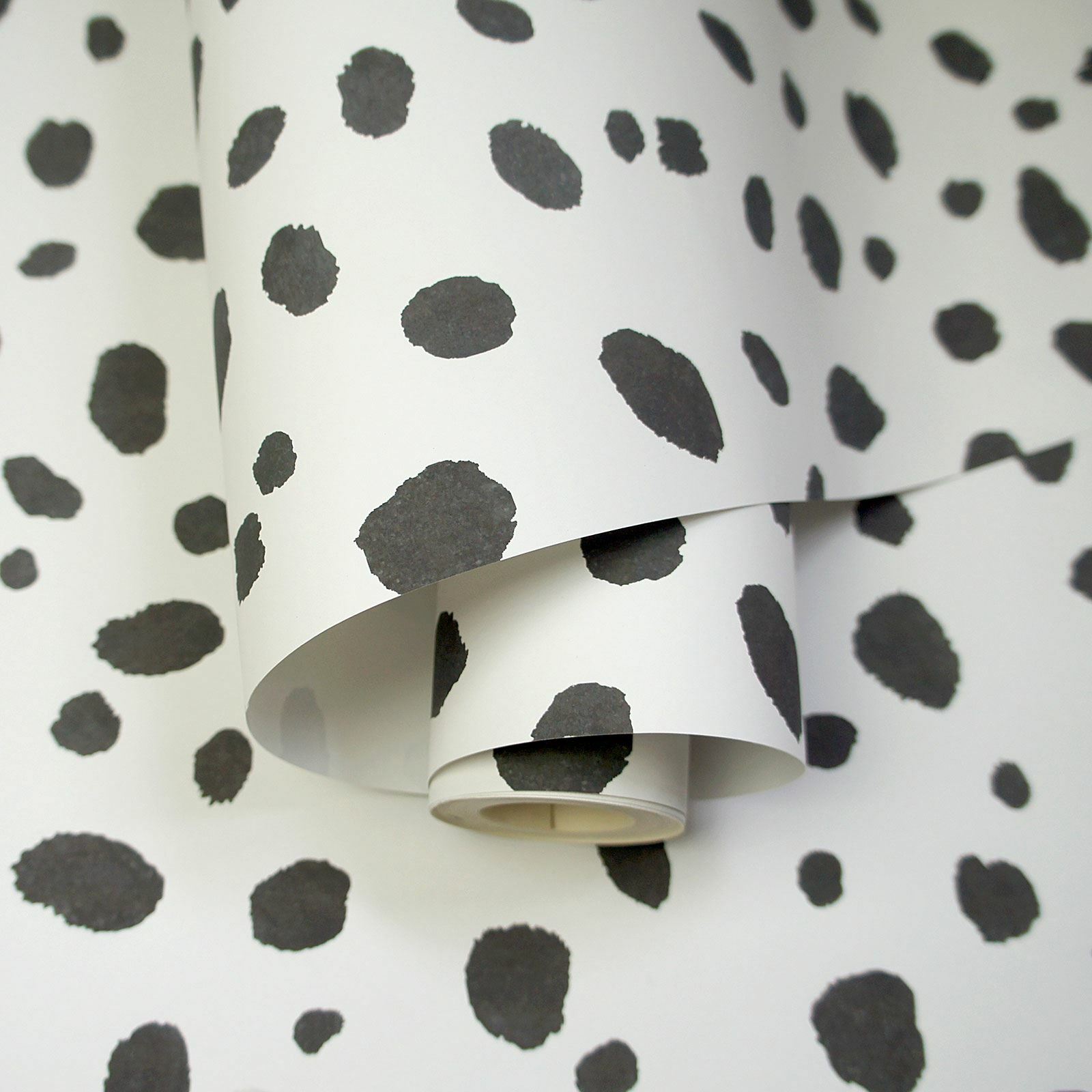Dalmatian Spot Stampa - Bianco/Nero 12940 - Holden Decor a Pois Animale Parati