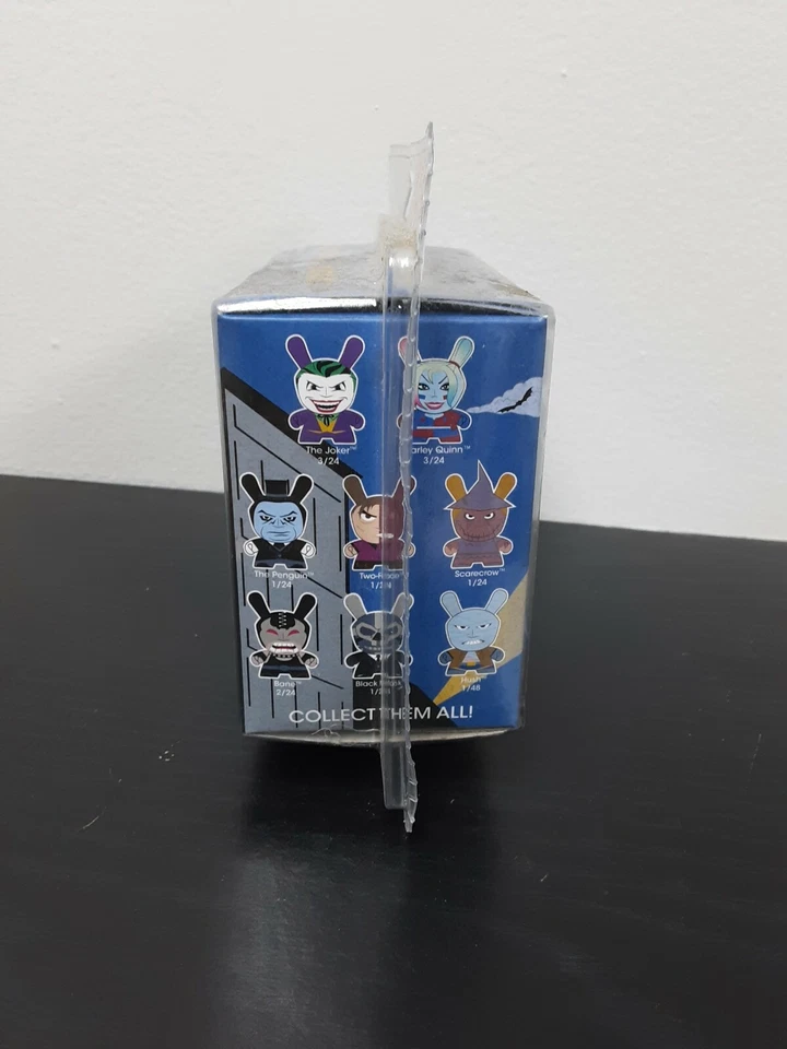 KIDROBOT BATMAN--MINI SERIE VINILO--PACK FIGURA 2 (NUEVO) Precintado en embalaje. Foto 4 de 4