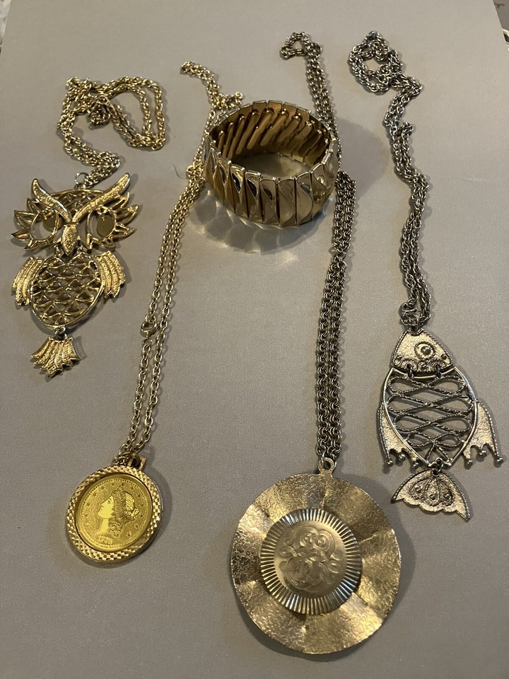 VTG Lot Gold Tone Necklaces Owl Faux Coin Medallion; Bracelet; Silver