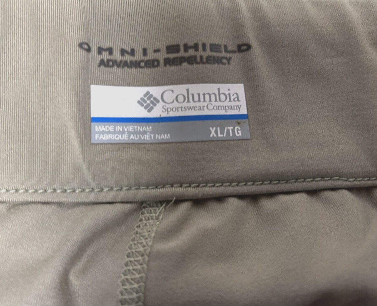 Short Columbia Femme Taille 10 – Rouge, Nylon, Omni-Shield, Randonnée, Occasion Excellent état