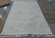BEIGE 5'-3" x 7'-6" Back Stain Rug, Reduced Price 1172796248 MRK517C-5