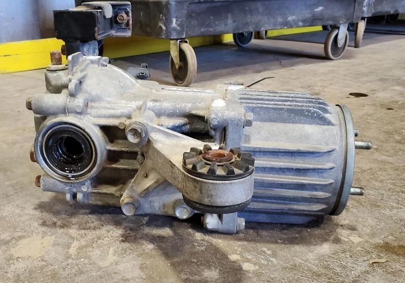 2007-2020 Mitsubishi Outlander Rear Axle Differential Carrier Assembly OEM Foto 2 de 4