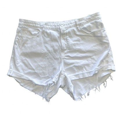 Good American Shorts Size 18 White Cut Off Denim ''Bombshell Denim Shorts'' Raw