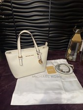Borsa Michael Kors Jet Set da viaggio media in pelle saffiano