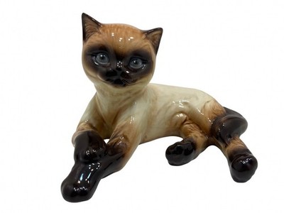 Goebel Siamese cat figurine, 13 x 11 cm. First choice, excellent condition.