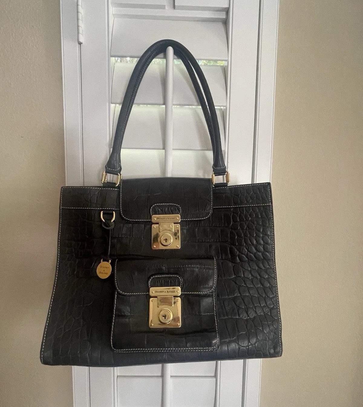 Dooney & Bourke Black Croc Embossed Satchel Top Handle Gold Turn Lock Zip
