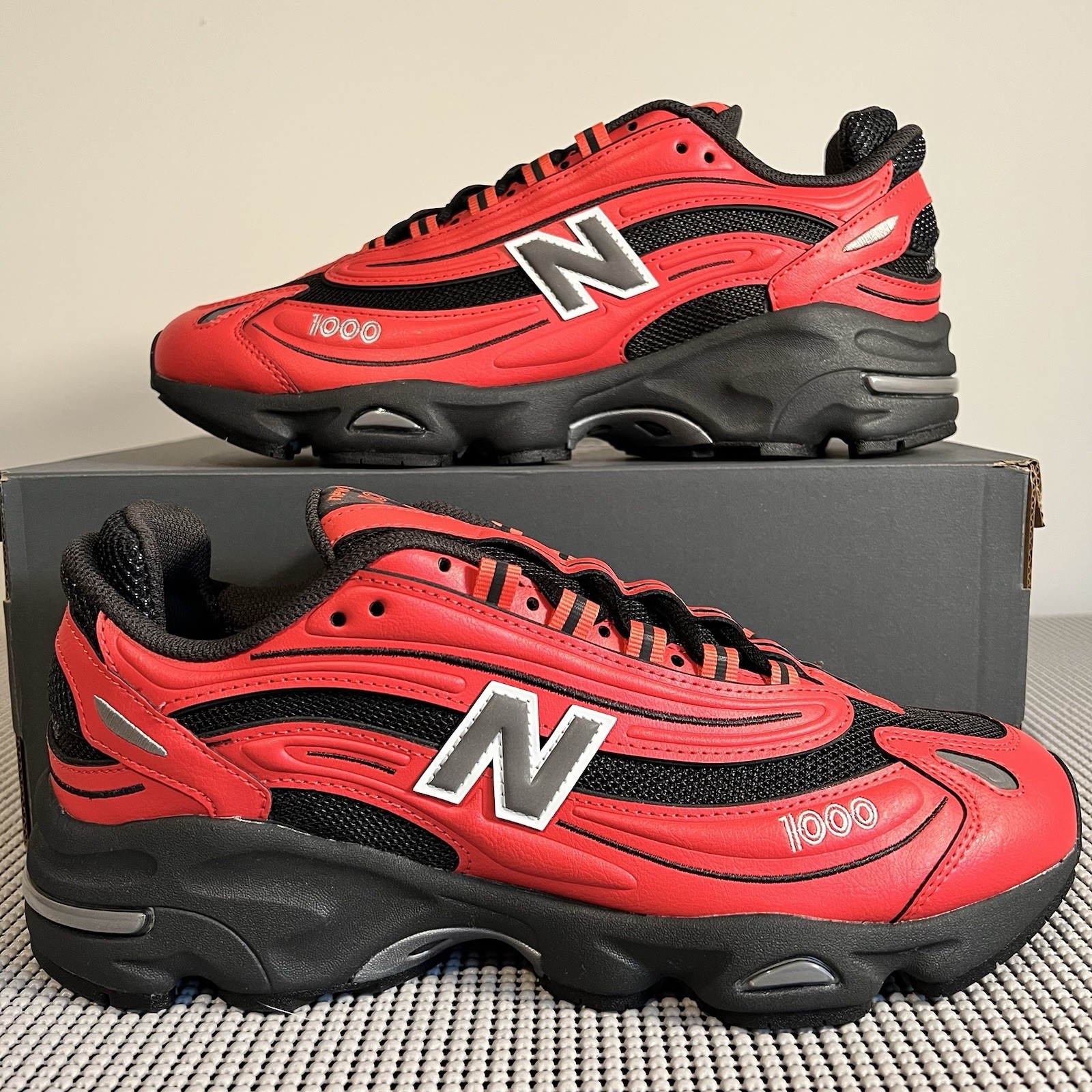 **RARE NEW BALANCE 1000 Classics Red Grey Black Running M1000MSR - Men’s 12 image 2