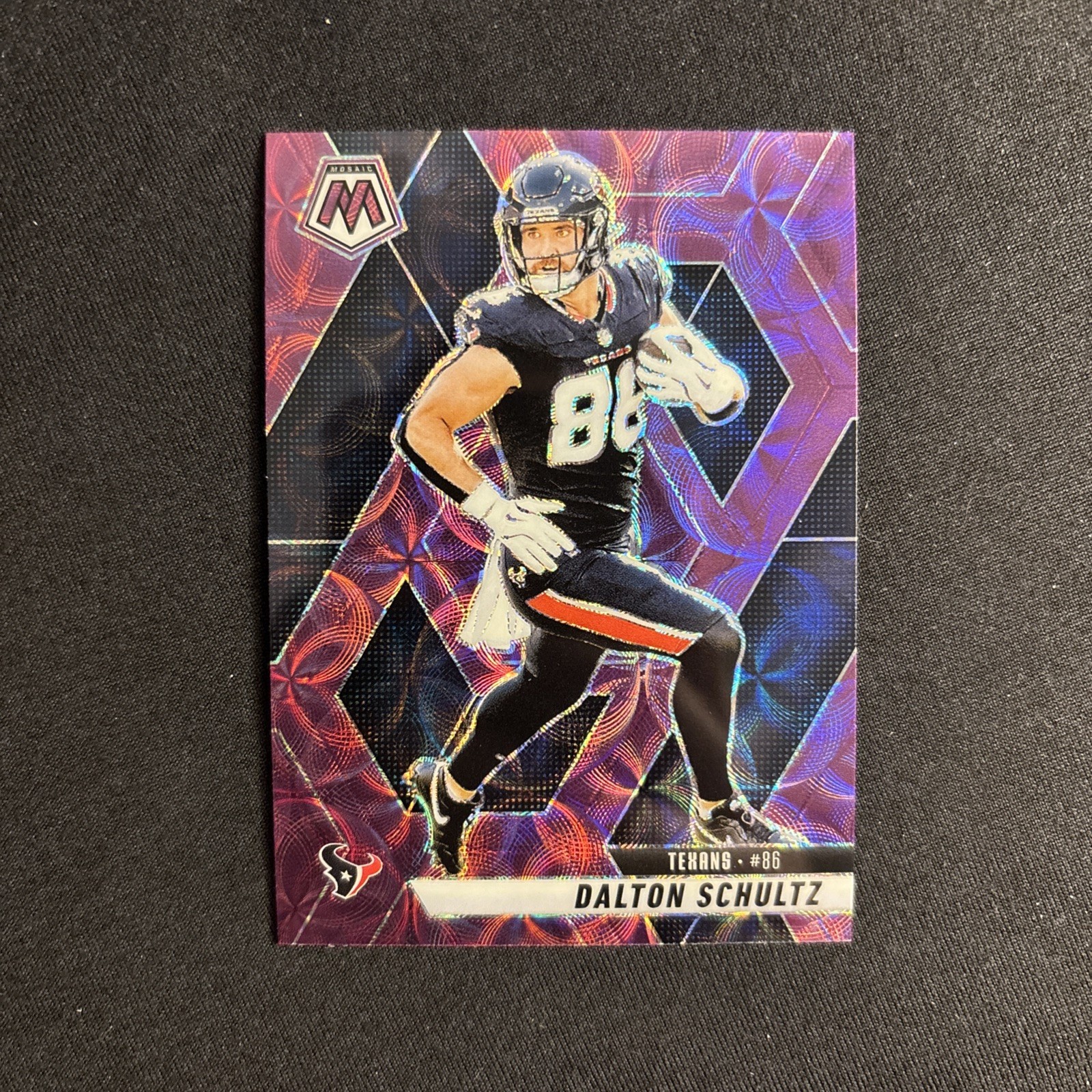 2025 Panini Mosaic Dalton Schultz #85 (Purple Scope Prizm) Houston Texans