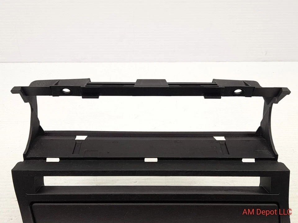 2002 BMW 330ci 325ci 325i 330i E46 Center Console Front Ashtray Assembly 8230900 - Image 2 of 4