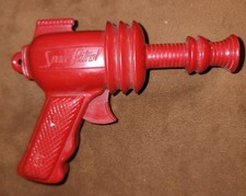 Vintage 1950s Space Patrol Cosmic Ray Gun made for Ralston Premium.