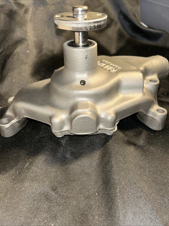 Chevrolet Corvette Impala 265 283 V8 1957-61 reconstruida bomba de agua 3736493 GM-9 Foto 4 de 4