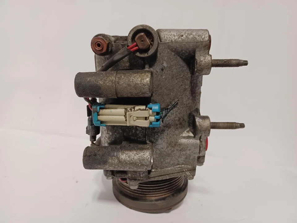 Compresor de aire acondicionado usado se adapta a: Buick Rendezvous 2003 sin aire acondicionado trasero grado A Foto 3 de 4