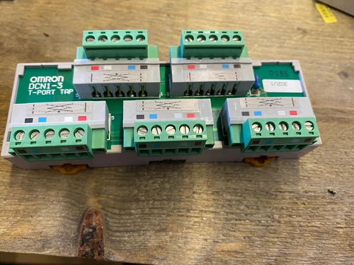OMRON DCN1-3 T-PORT TAP CONNECTOR