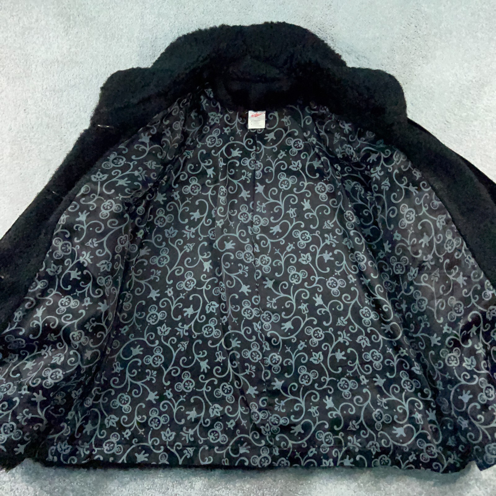 Disney Store Womens Faux Fur Coat Medium Black Vintage Mickey Minnie Mouse USA image 8