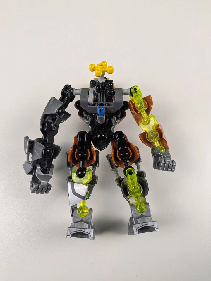 Lego BIONICLE: Masters: Pohatu Master of Stone Set 70785 - Image 2 of 2