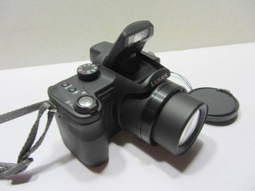 Panasonic Lumix DMC-F27 Digital Camera - Picture 11 of 11
