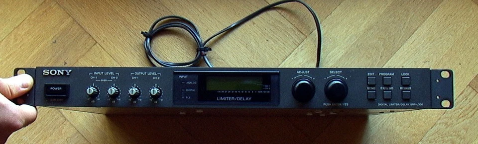 limiteur SONY SRP-L300 (Digital Limiter/Delay) - Photo 1/1