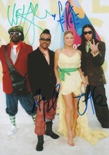 Black Eyed Peas Autogramme signed 13x18 cm Bild