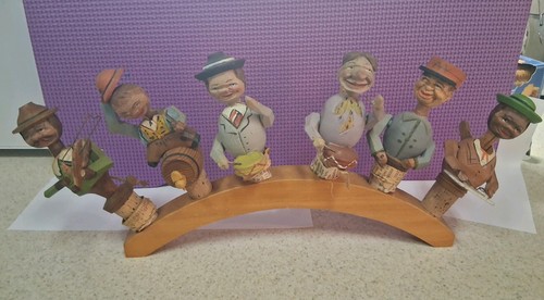 LOT OF 6 Vintage ANRI CARVED WOODEN MECHANICAL bottle Stoppers With Wood Stand