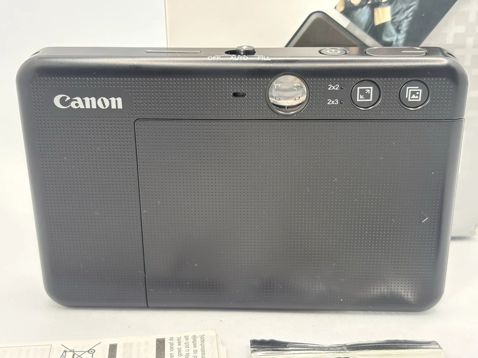 Canon Zoemini S Instant Camera & Photo Printer (Black) + 10 Shot Roll / Film - Image 3 of 4