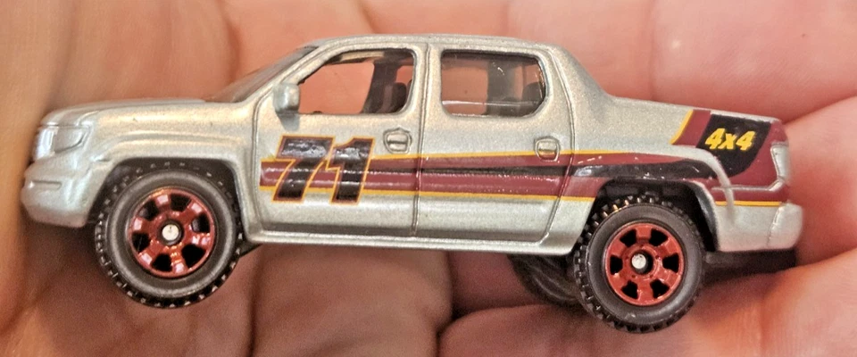 火柴盒 2016 本田 Ridgeline 2007 松散压铸卡车 — 第 4/4 张图片