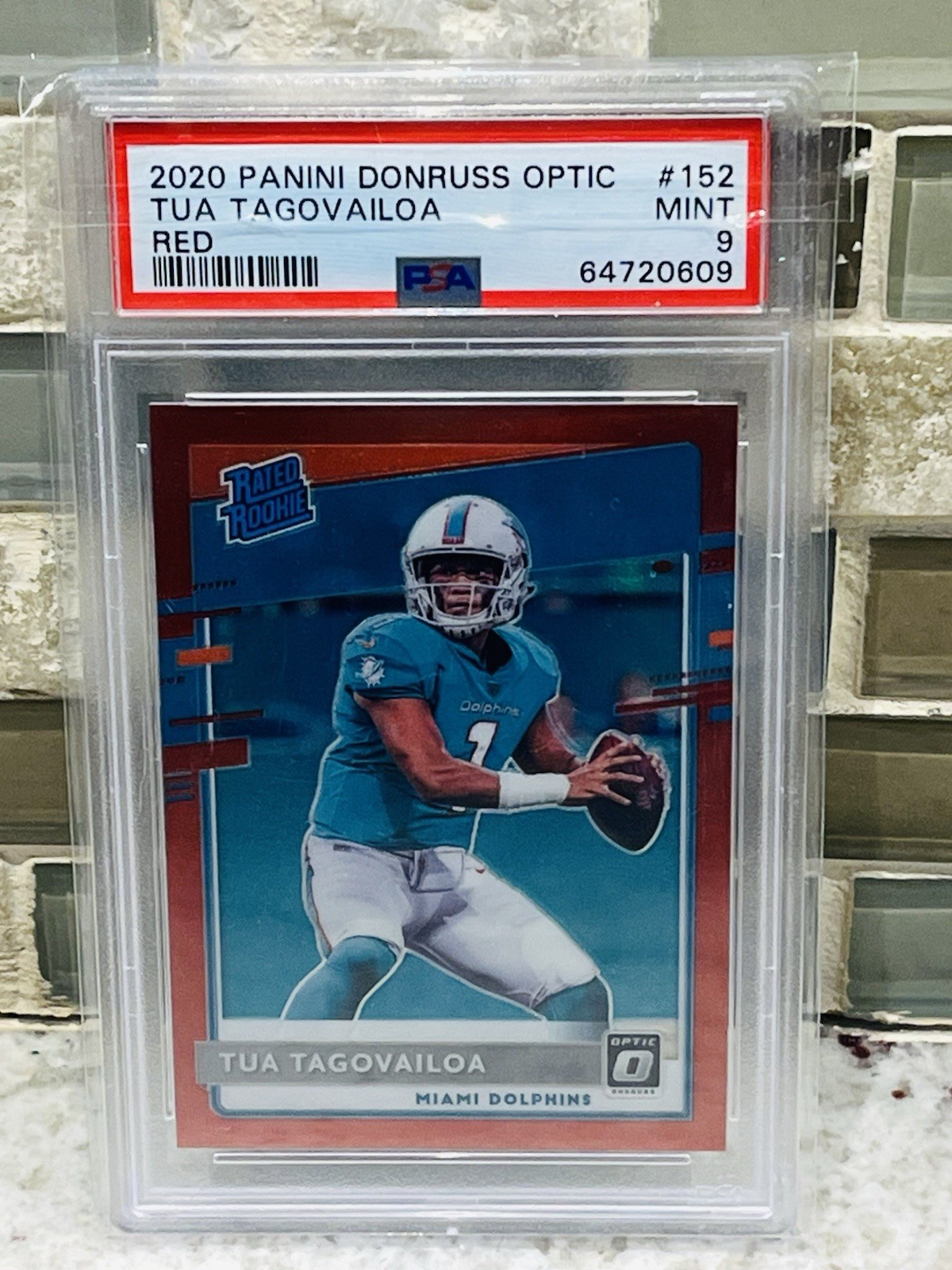 2020 Panini Donruss Optic - Rated Rookies Tua Tagovailoa #152 Red Prizm /99 (RC)