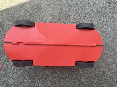 Trunki Kinderkoffer Hartschale Kunststoff Rot/Schwarz mit 4 Rollen, Tragegriff