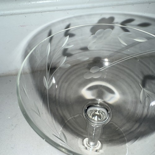 Vintage Princess House Heritage Crystal 4 3/4" Champagne Glasses. Lot Of 2 - Picture 3 of 4