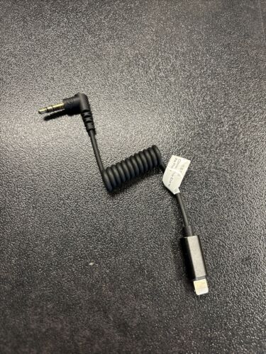 Adapter Cable iPhone / iPad auf 3,5mm TRS Aux - Afbeelding 1 van 4