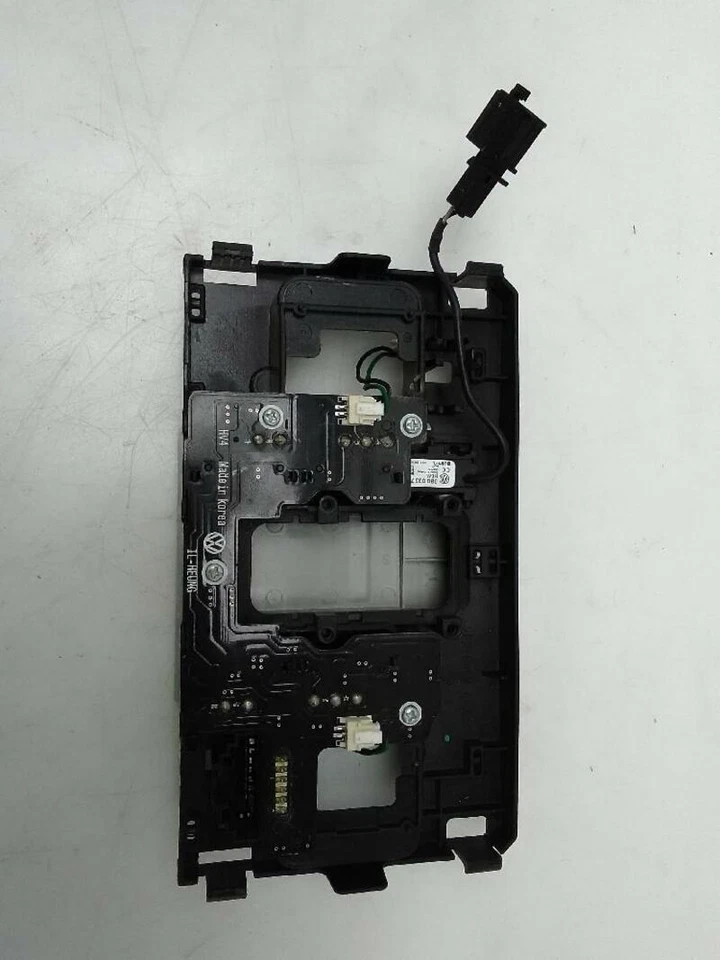 3b0035711b 1347229 luz de techo interior para VOLKSWAGEN GOLF VII 2.0 R BMT 2012 Foto 2 de 4