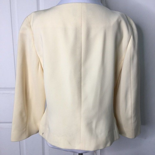 Les Copains Cream Blazer Jacket Top Size 44 / 8 US /. Medium Long Sleeve - Picture 6 of 14