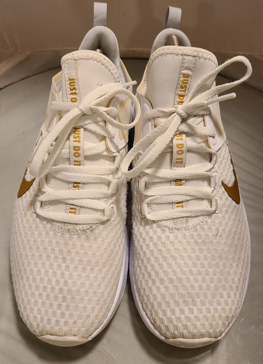 women's air max bella 2 training shoe white and gold