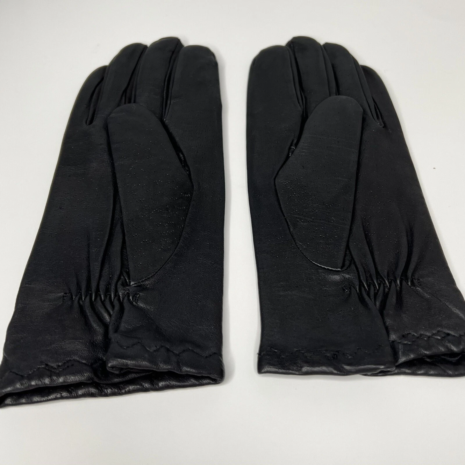 Gloves Black Soft Leather Size Large Elastic Stretch Back Decorative Stitch Trim