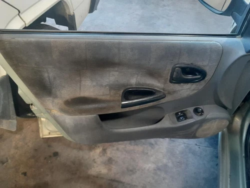 7700428321 Piloto Trasero Derecho para RENAULT MEGANE I FASE 2 BERLINA ( 8397136 - Imagen 10 de 10