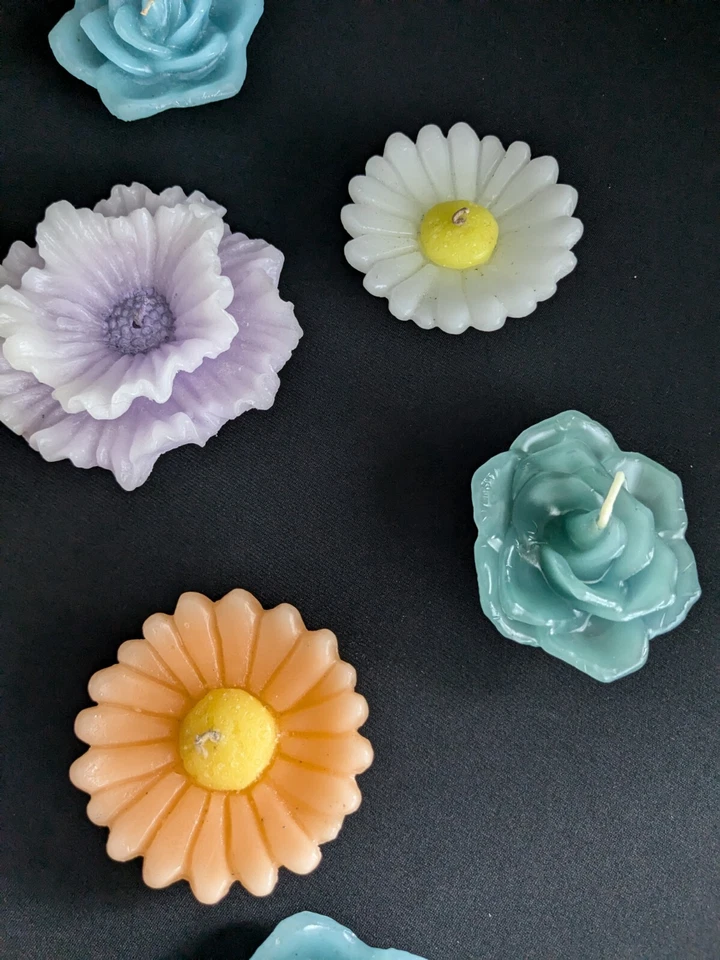 Lote De 10 Velas Flotantes De Colección Rosas, Narcisos, Margaritas e Hisbisco Decoración Ducha Foto 3 de 4