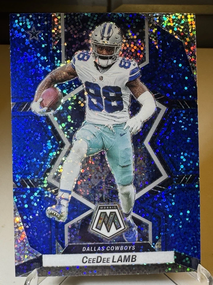 2022 Panini Mosaic NFL Football. CeeDee Lamb Blue Sparkle Mosaic Prizm - Image 4 of 4