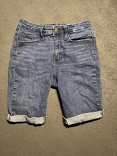 Universal Thread High Rise Bermuda Shorts Women s 4 / 27R