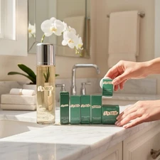 LA MER 6pc Sample Set Face Cream/Serum/Tonic/Concentrate/Lotion & More - Boxed