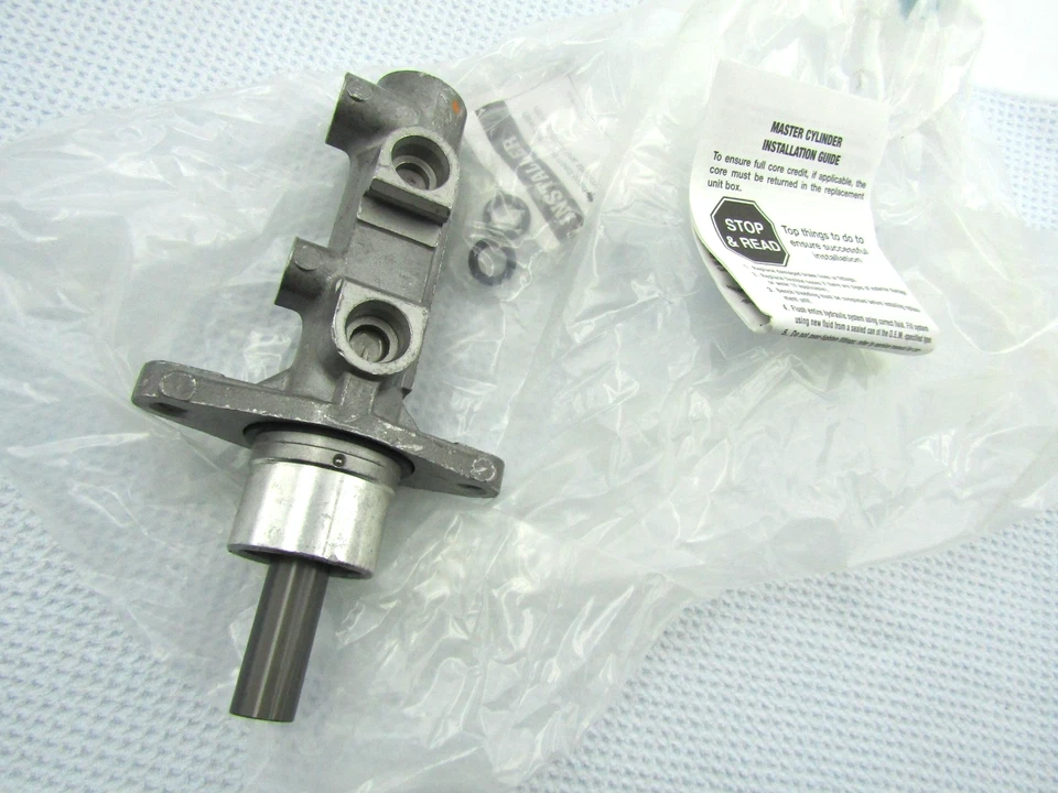 Brake Master Cylinderoem 10-2917 Reman serve 1999 - 2004 Jeep Grand Cherokee - Imagem 2 de 3