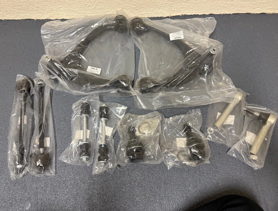 GMC Yukon XL 2015-2019 10x barra estabilizadora delantera brazo de control y rótula varilla de amarre  Foto 2 de 4