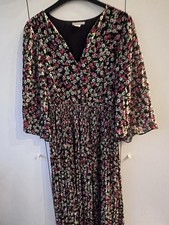 Tolles kleid s 36 Neuwertig