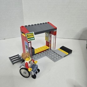 Lego 7641 City City Corner Set With Minifigures Manuals