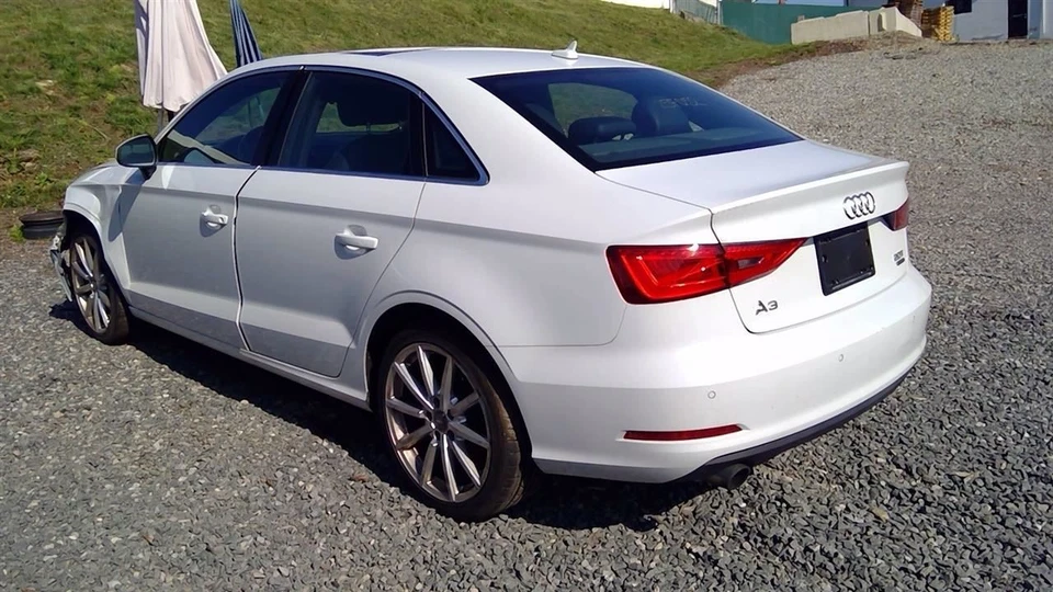 Rear Drive Shaft Fits 15-20 AUDI S3 1496854 Foto 2 de 4