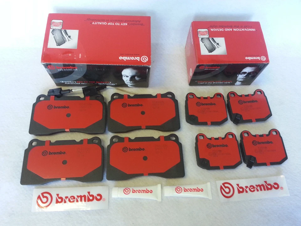 Pastilhas de freio dianteiras e traseiras de cerâmica Brembo NAO conjunto de 4 para 2004-2017 Subaru WRX STi - Imagem 2 de 4