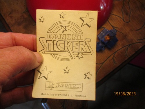 Ancien Autocollant Stickers Panini au Scoter : Illustrateur Norman Rockwell ??? - Picture 2 of 2