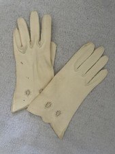 Vintage White Eyelet Brushed Cotton Gloves Women  s Small 60s