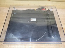 Project ESSENTIAL - 2-Speed Belt-Drive Turntable in Black Finish