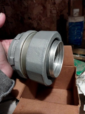Appleton Electric 3'' seal/lock tight connector ST300