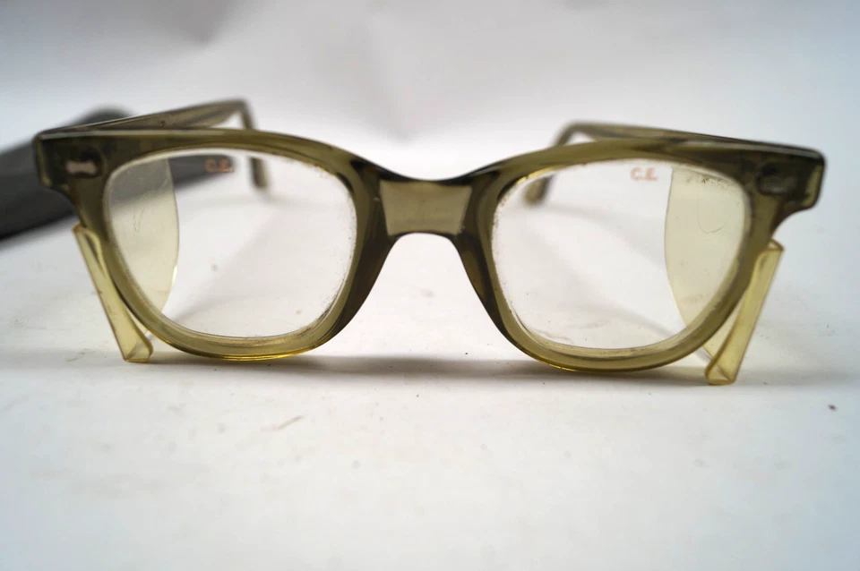 Gafas de seguridad CESCO 4-3/4 - 6 cuernos borde ojo de gato años 40 50 con protectores laterales D123 Foto 2 de 4